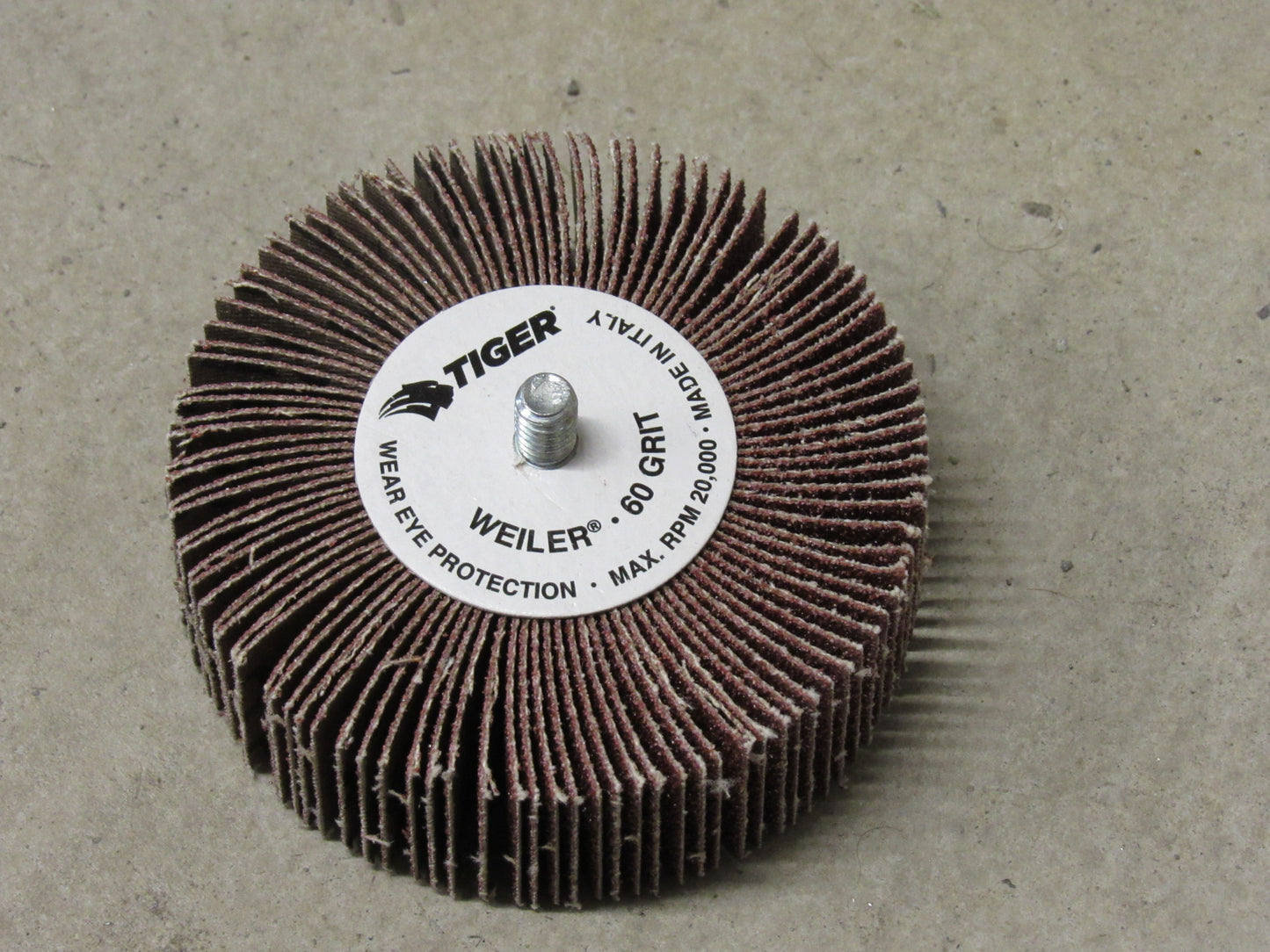 52621 - 3" Threaded Abrasive Flap Wheel - 3" Dia. 1" Width, 60 Grit